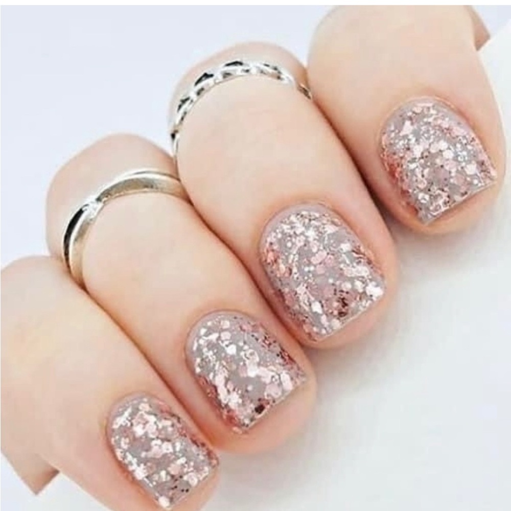💅🏼 Color Street 💯 Real Nail Polish Strips 💅🏼 Capital Hill RETIRED